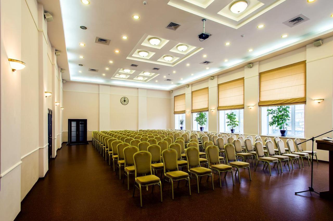 Hotel Conference Hall Irpin' Exterior foto